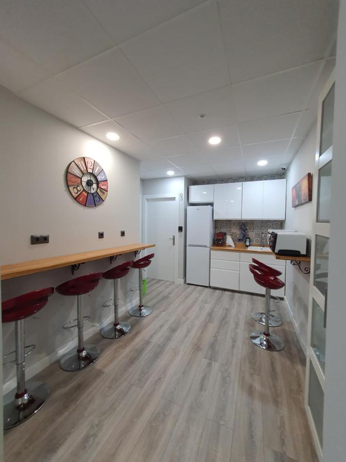 Cv33 Ostatua Hotel Bilbao Buitenkant foto