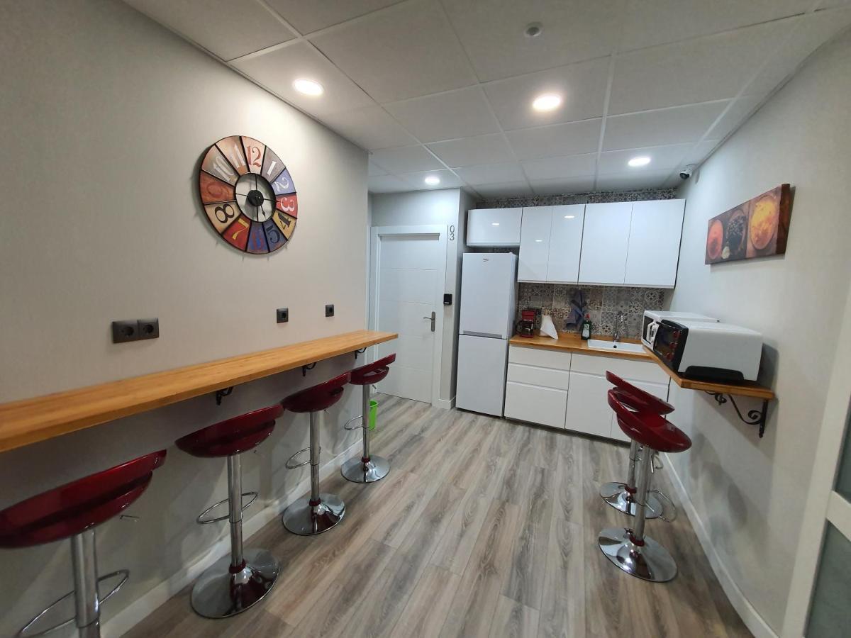 Cv33 Ostatua Hotel Bilbao Buitenkant foto