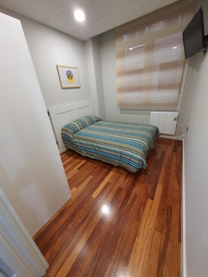 Cv33 Ostatua Hotel Bilbao Buitenkant foto